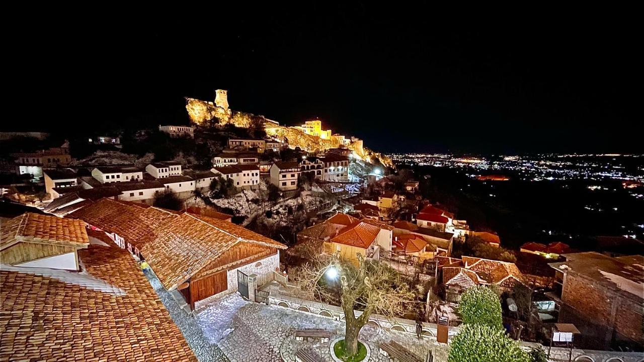 Panorama Rooms Hotel Near The Old Bazaar Kruje Bagian luar foto