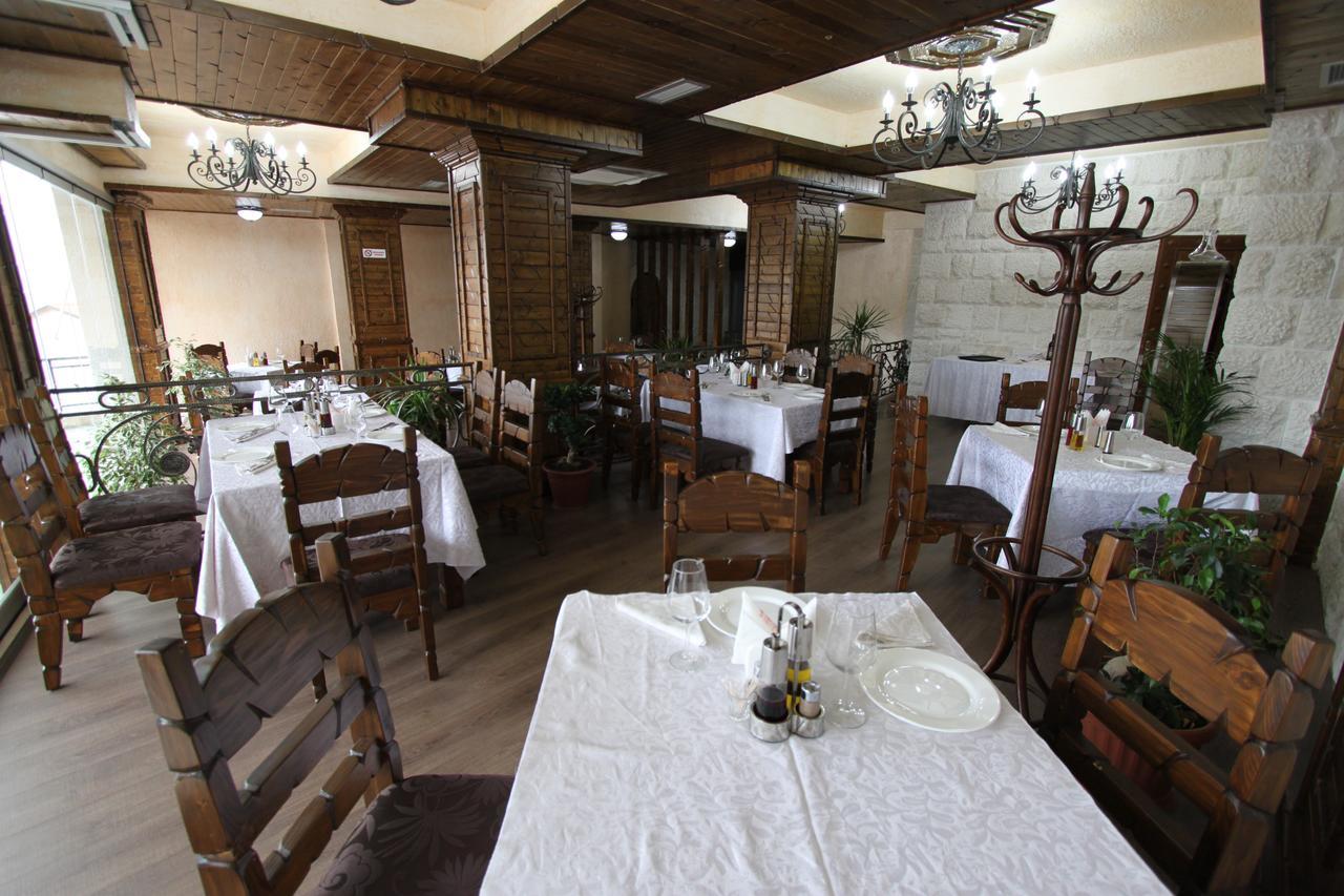 Panorama Rooms Hotel Near The Old Bazaar Kruje Bagian luar foto
