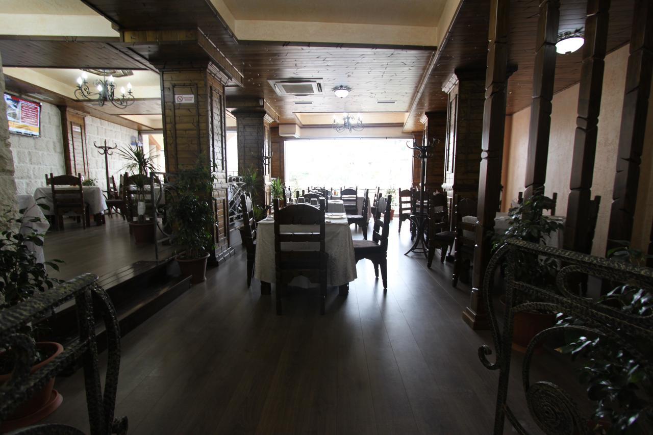 Panorama Rooms Hotel Near The Old Bazaar Kruje Bagian luar foto